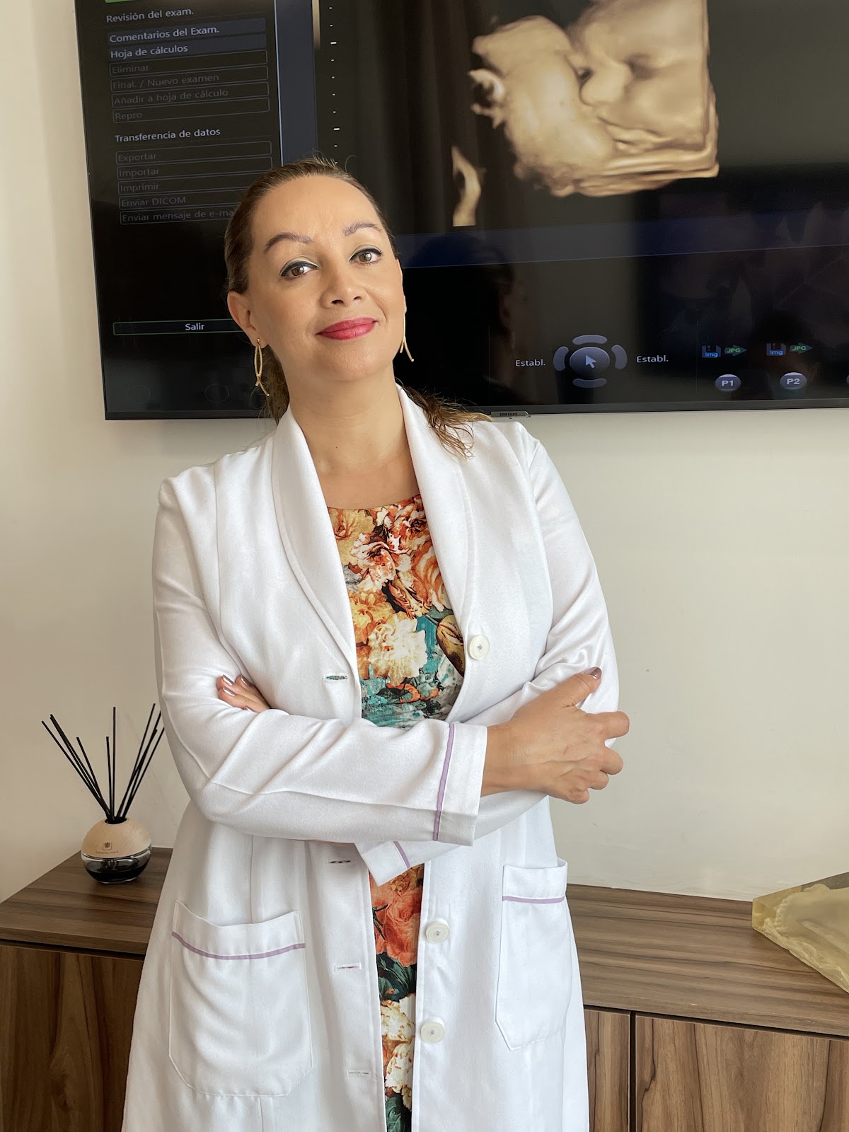Dra. Verónica Rembis - Ginecóloga Especializada en Embarazos, Miomectomías e Histerectomías