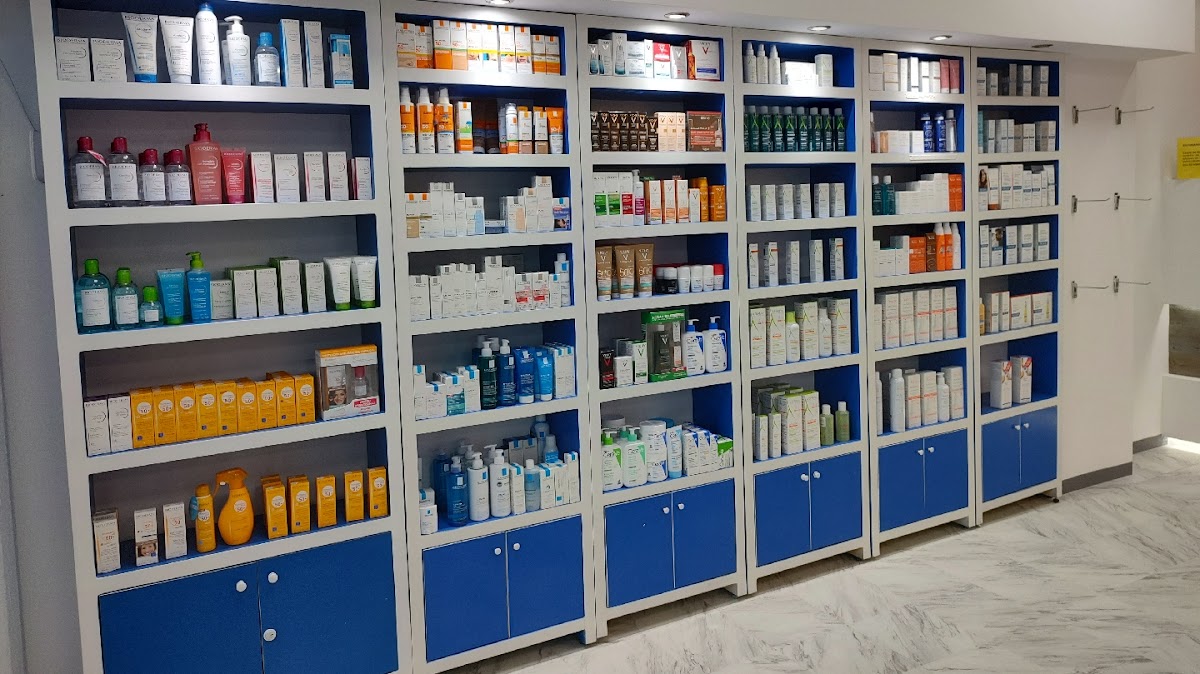 CliDerma Las Torres /Farmacia Dermatológica y Dermatólogo — foto 4