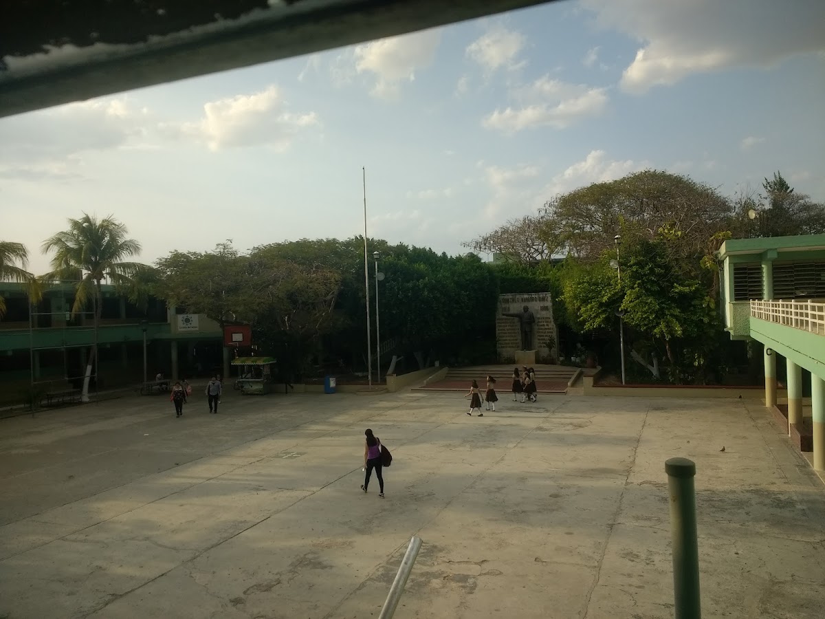 Centro de Estudios Superiores CTM Justo Sierra O Reilly — foto 2