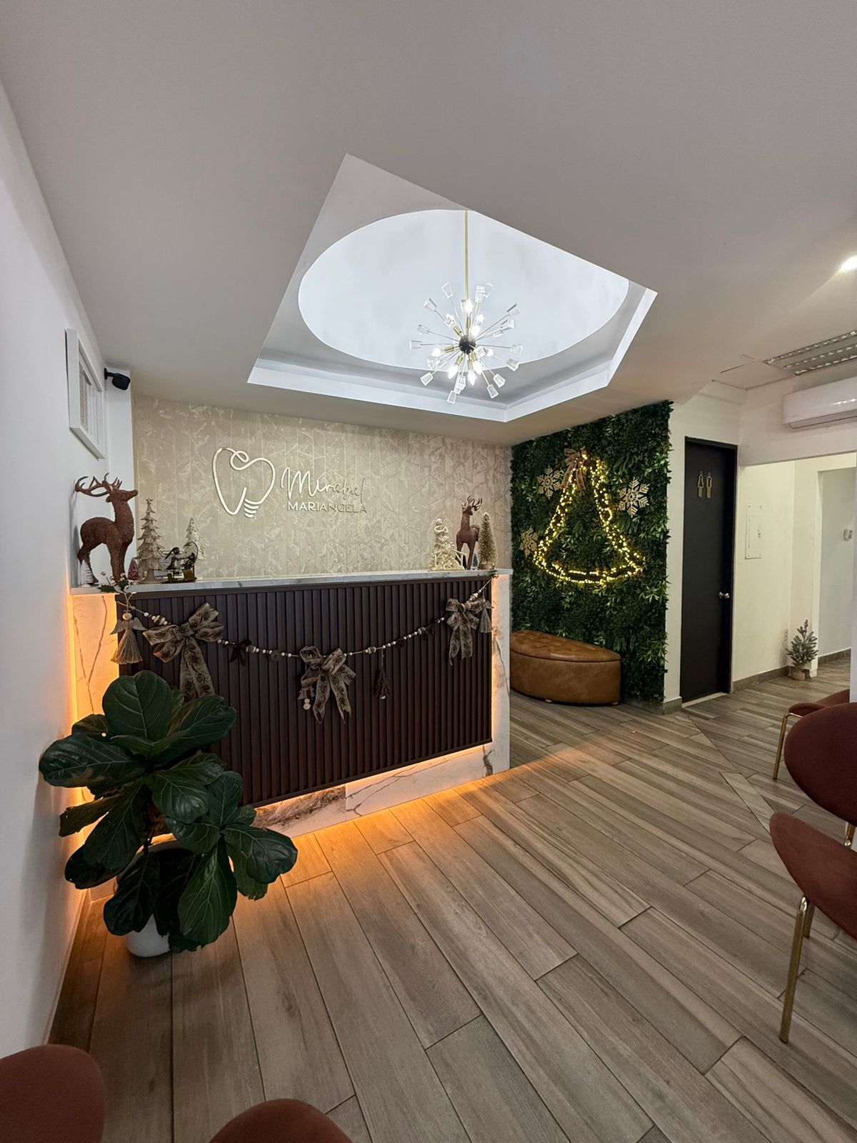 Clínica Dental Dra. Mariangela G. Mirabal Rehabilitación oral & Implantes — foto 2