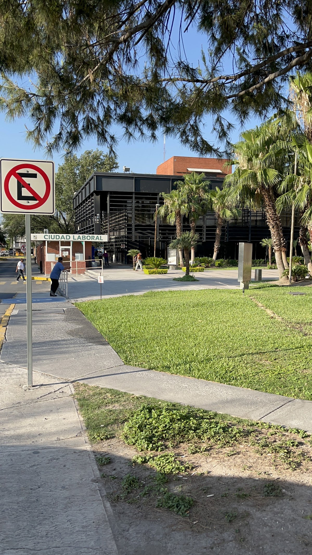 Ciudad Laboral — foto 2