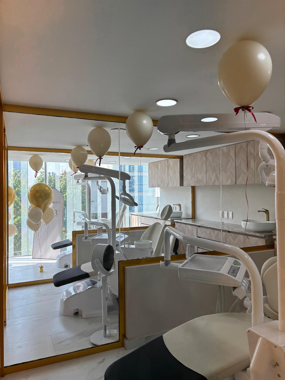 Clínica Dental NOXOR | Ortodoncia y Especialidades Dentales — foto 3