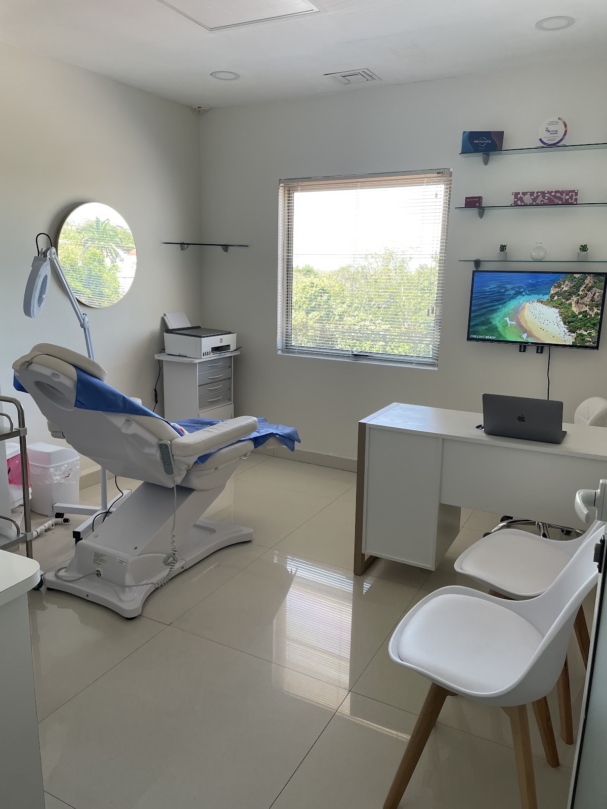 Dra. Amalia Videla. Dermatóloga Cancún