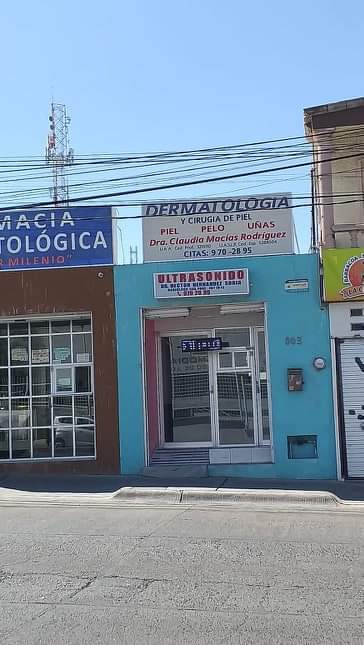 Dra. Claudia Macías Rodríguez, Dermatólogo