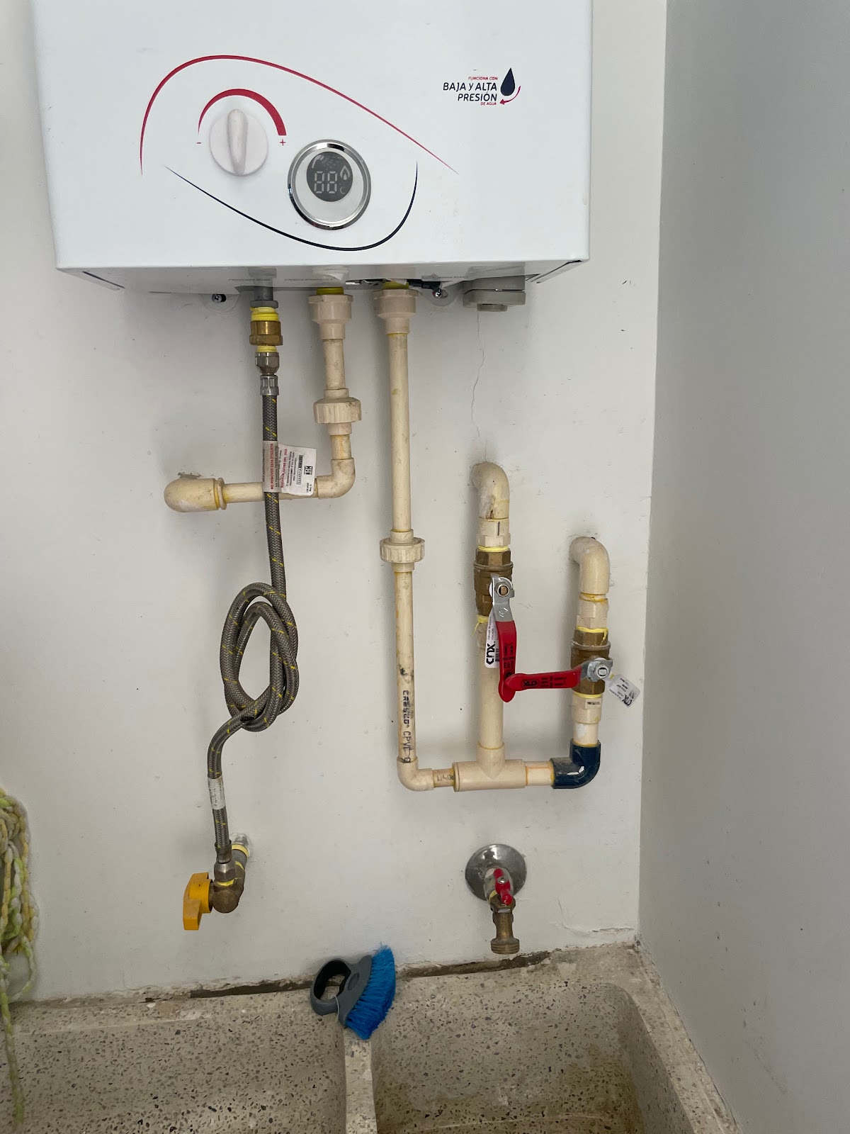 SERVICIO de Fontanería, Electricidad, Gas, Voz y datos. SERVIMAX GDL — foto 4