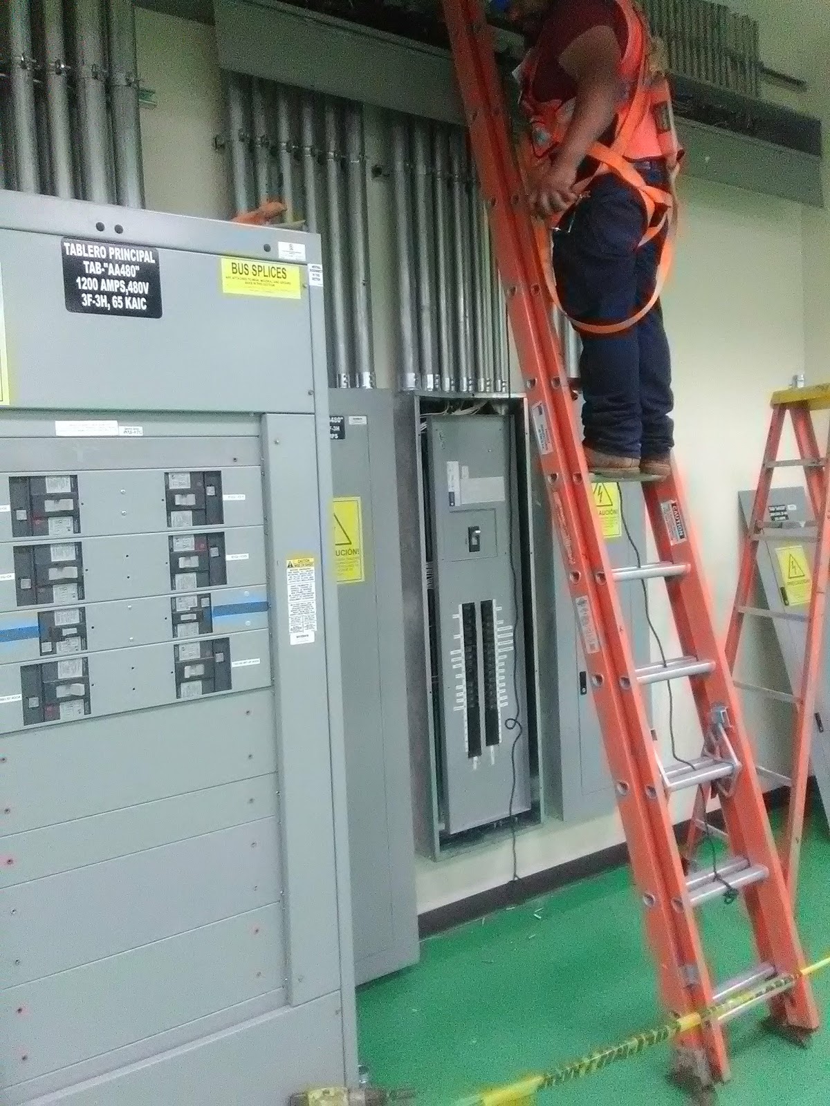 Tecnoservicios Ingeniería Eléctrica