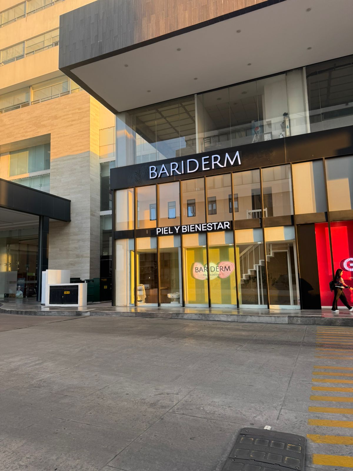 BARIDERM | DERMATOLOGIA y CIRUGIA BARIÁTRICA