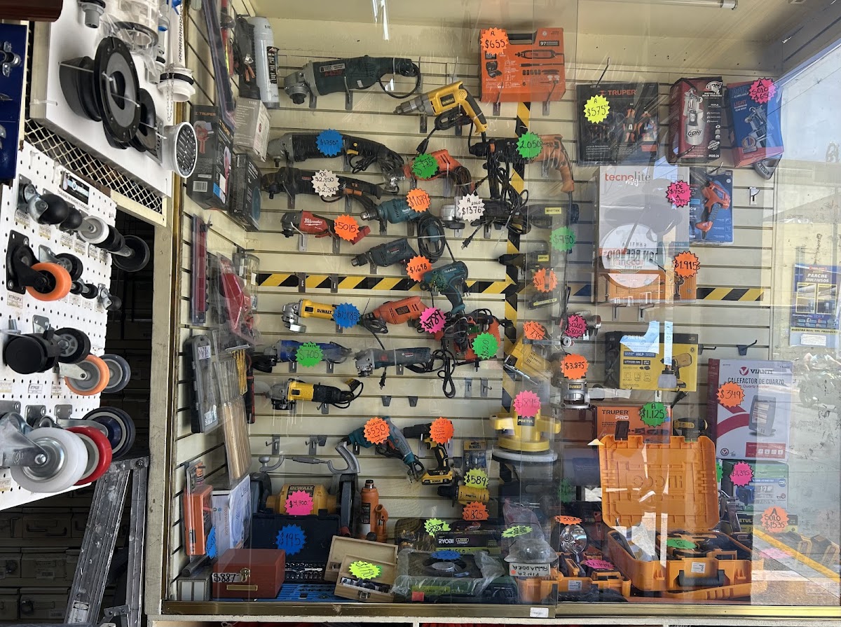 Ferretería Y Tlapalería Alver — foto 2