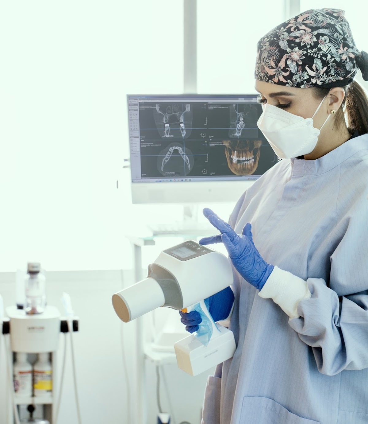 Dra. Lizbeth Díaz Alfaro, Odontólogo- Periodoncista — foto 3