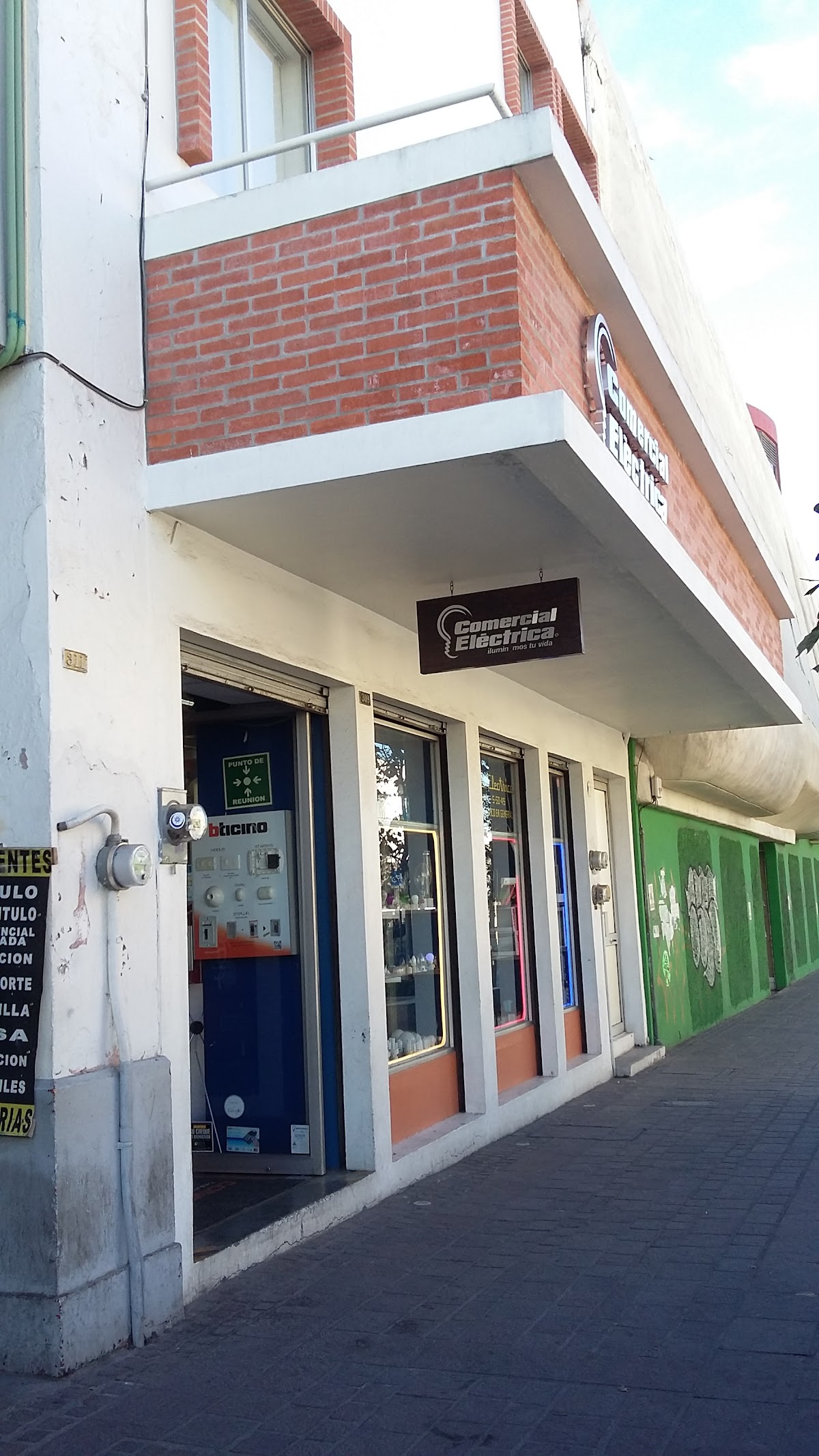 Comercial Eléctrica