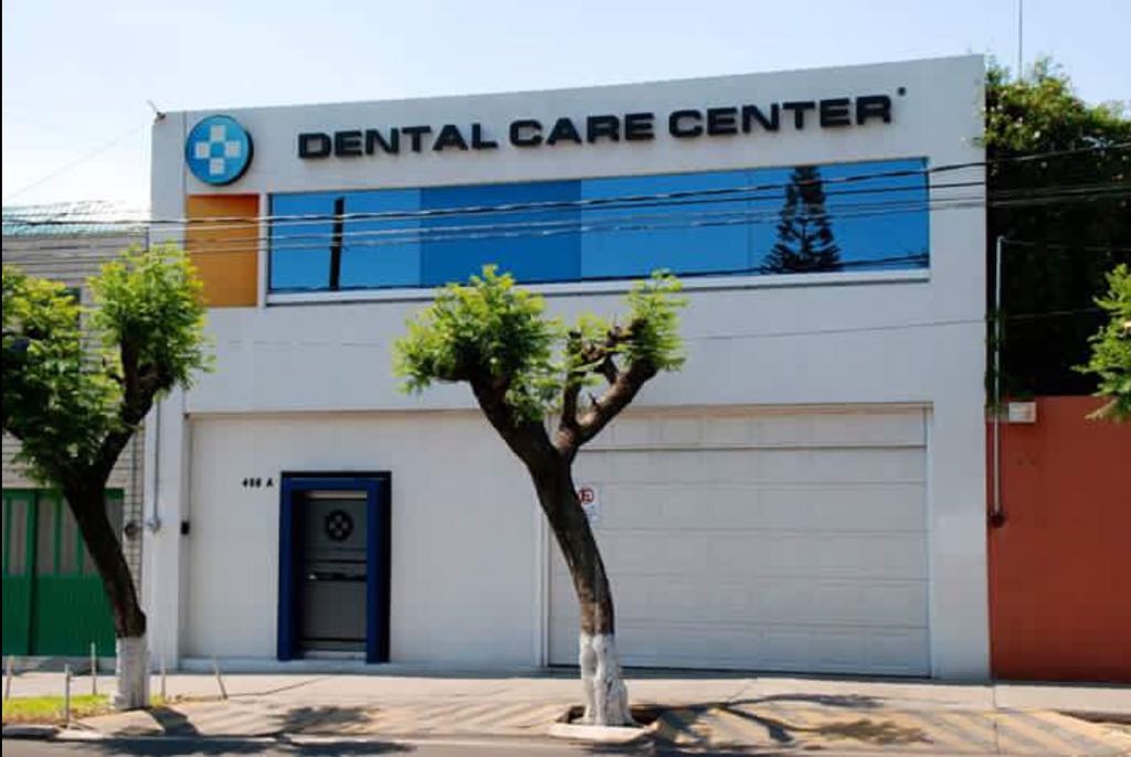 Dental Care Center S. C., Sur