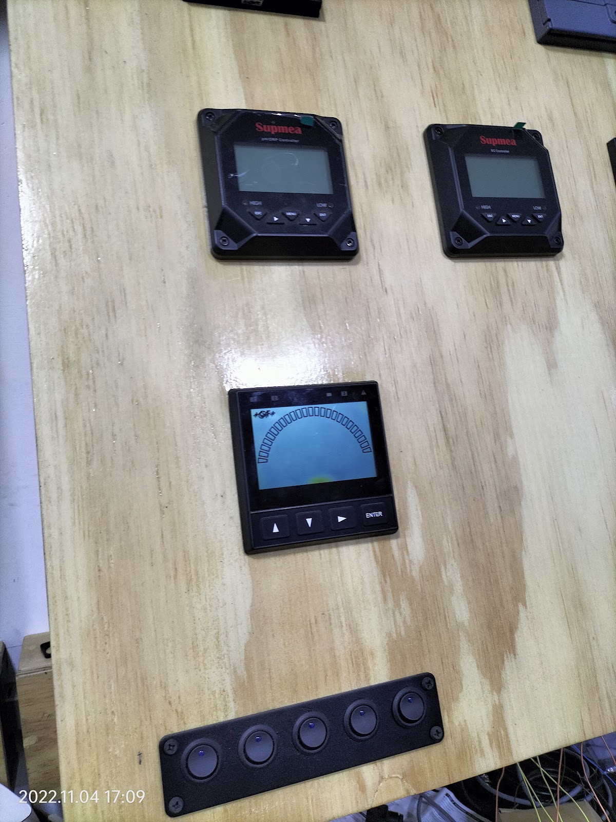 Controles y Valvúlas