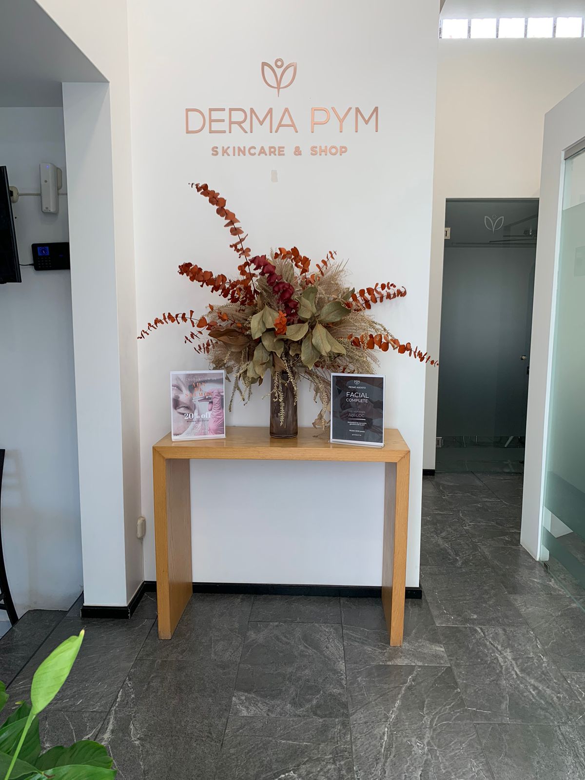 DERMA PYM — foto 2