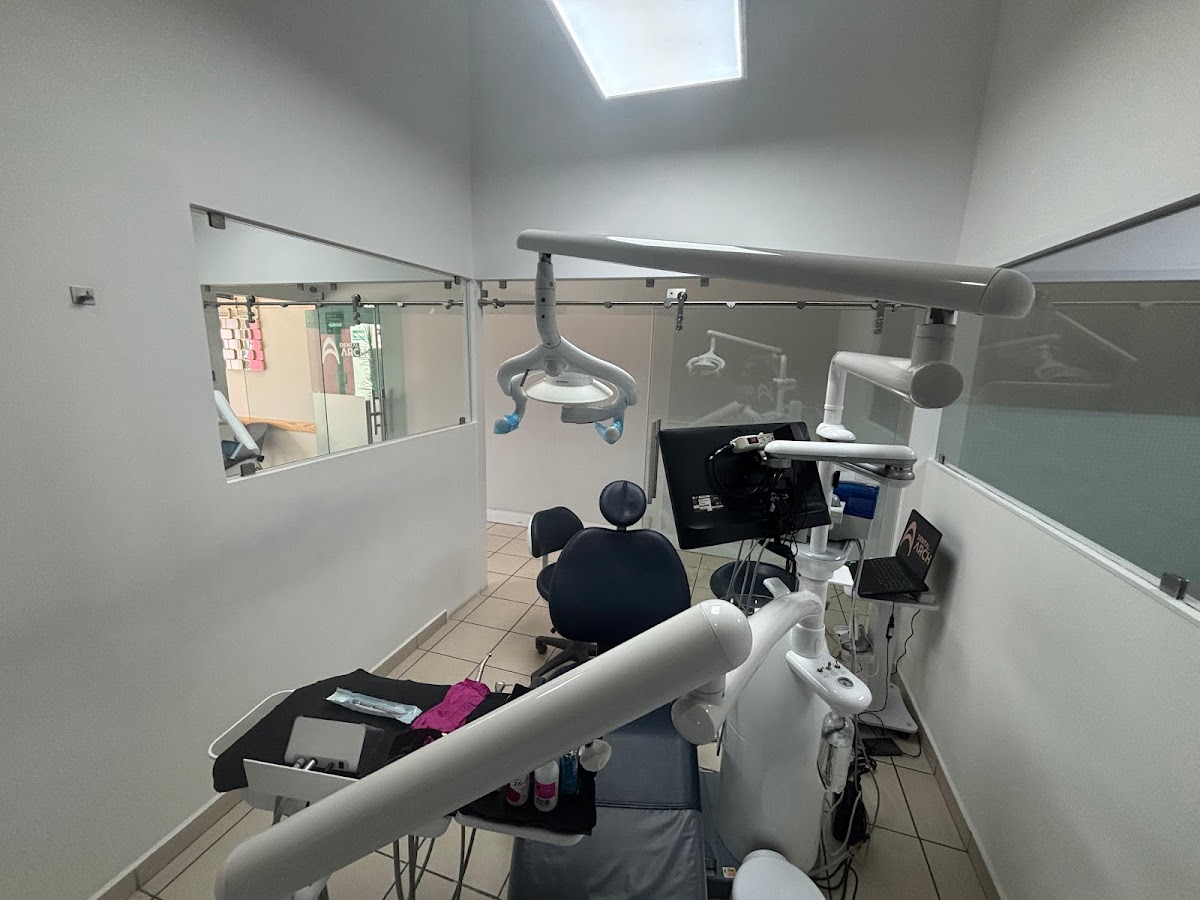 Dental Arch Clinic | Clínica Dental Especializada en Juriquilla, Querétaro — foto 4