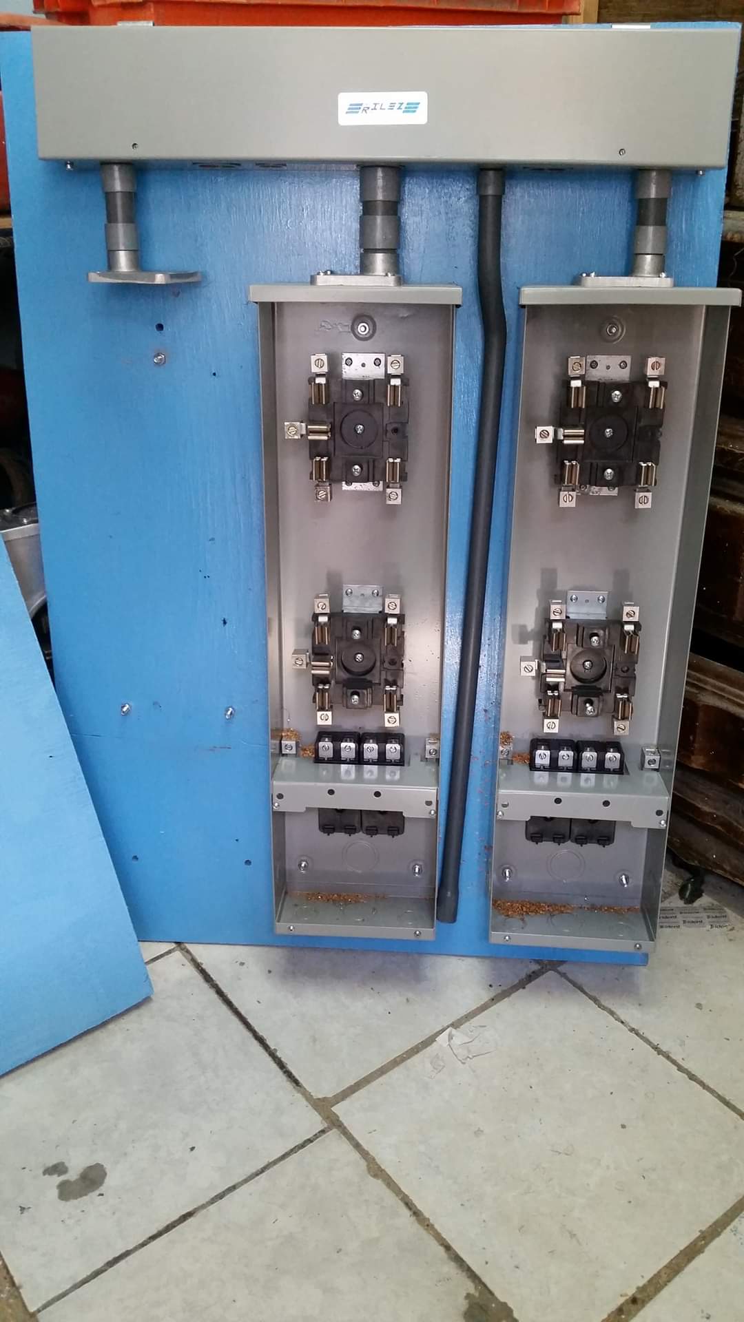 Electricista ( R.A.F ) — foto 2