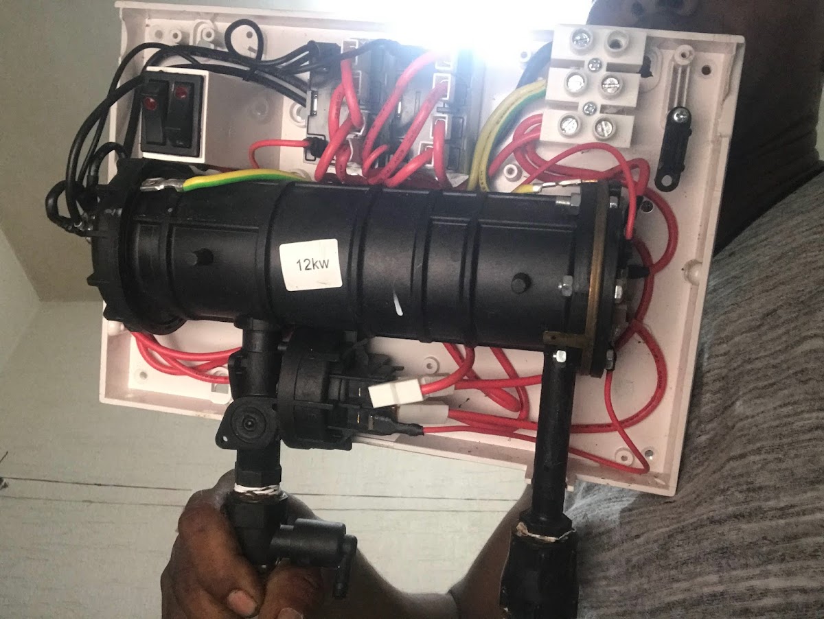 Plomería Instalación Reparación Soluciones 24 hrs Cancún — foto 3