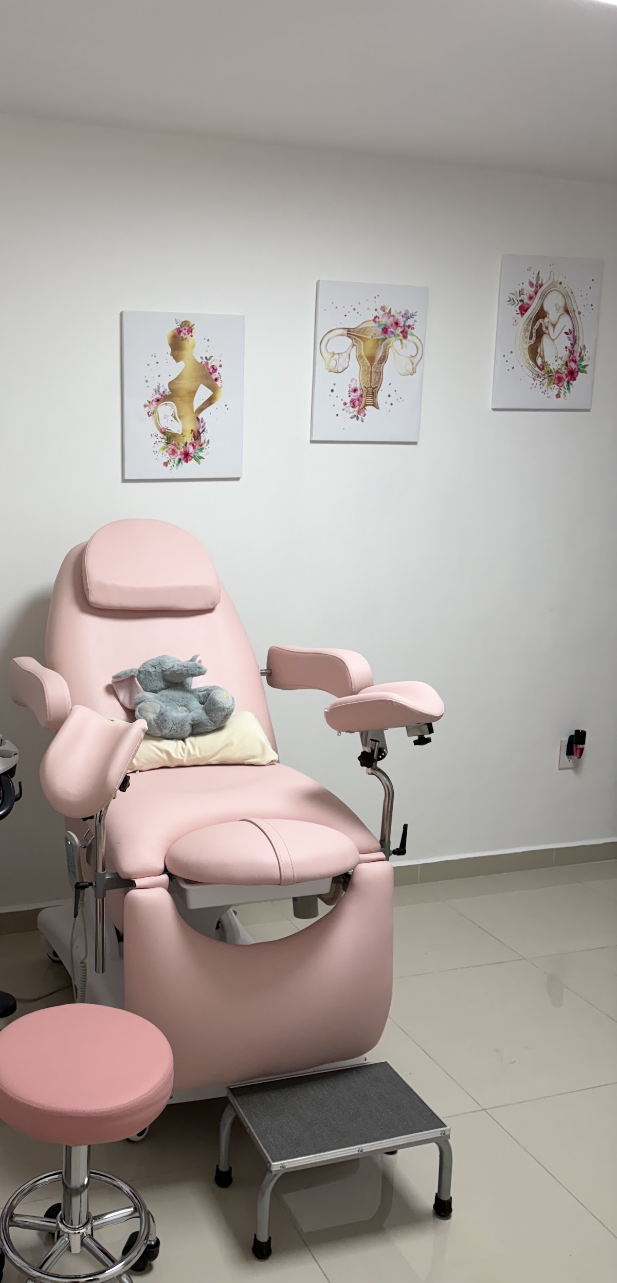 Dra Mayra Suggeith Espinosa Arellano Ginecóloga y Obstetra — foto 4