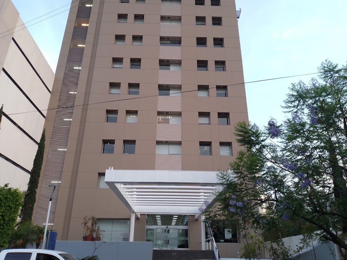 Torre de Especialidades Ángeles