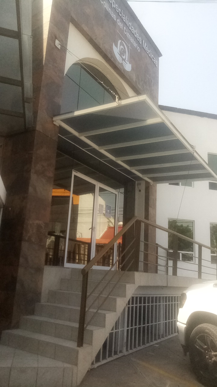 Clínica De Especialidades Médicas Colinas Del Cimatario — foto 3