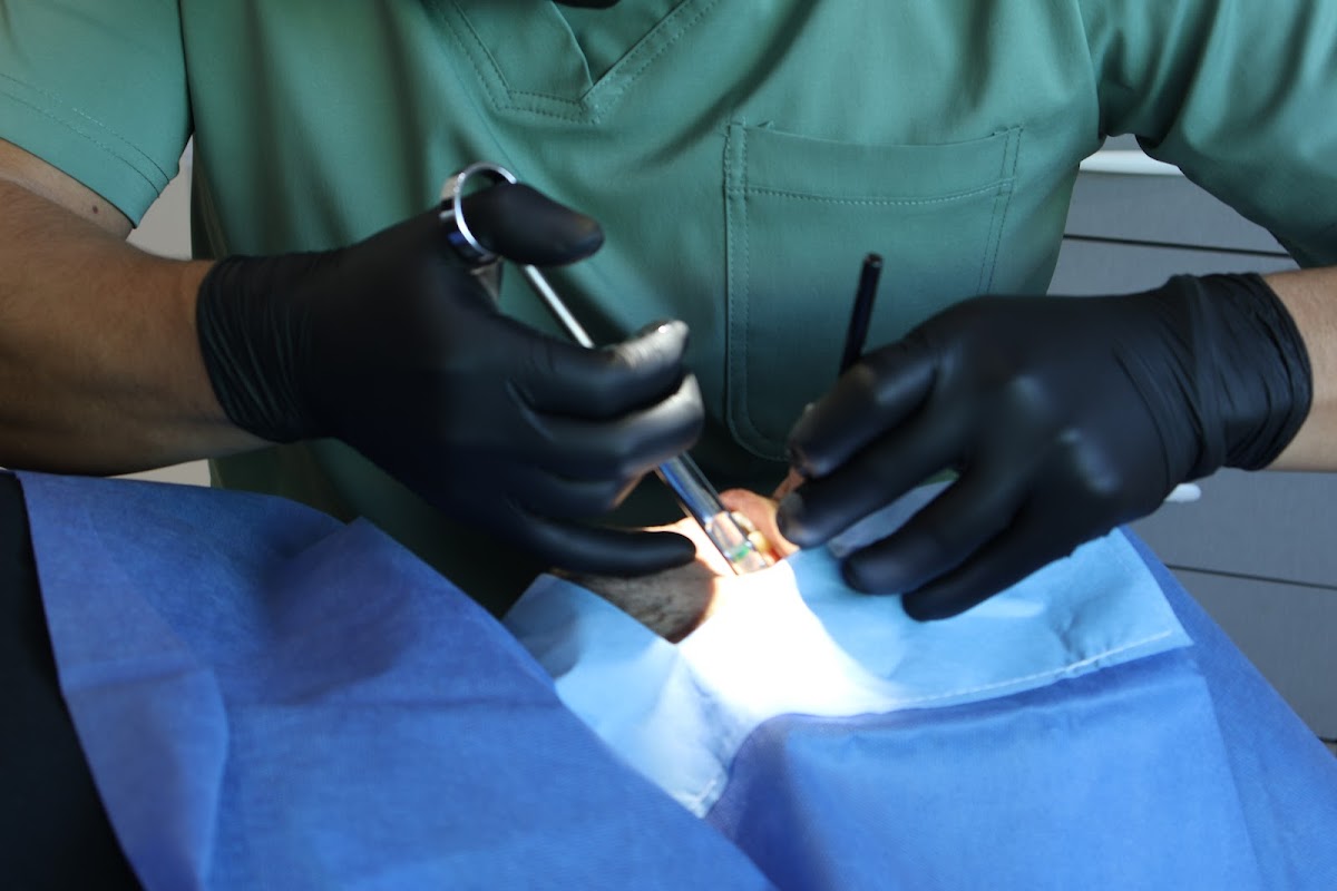 DAV Dental, Estetica Dental e Implantología