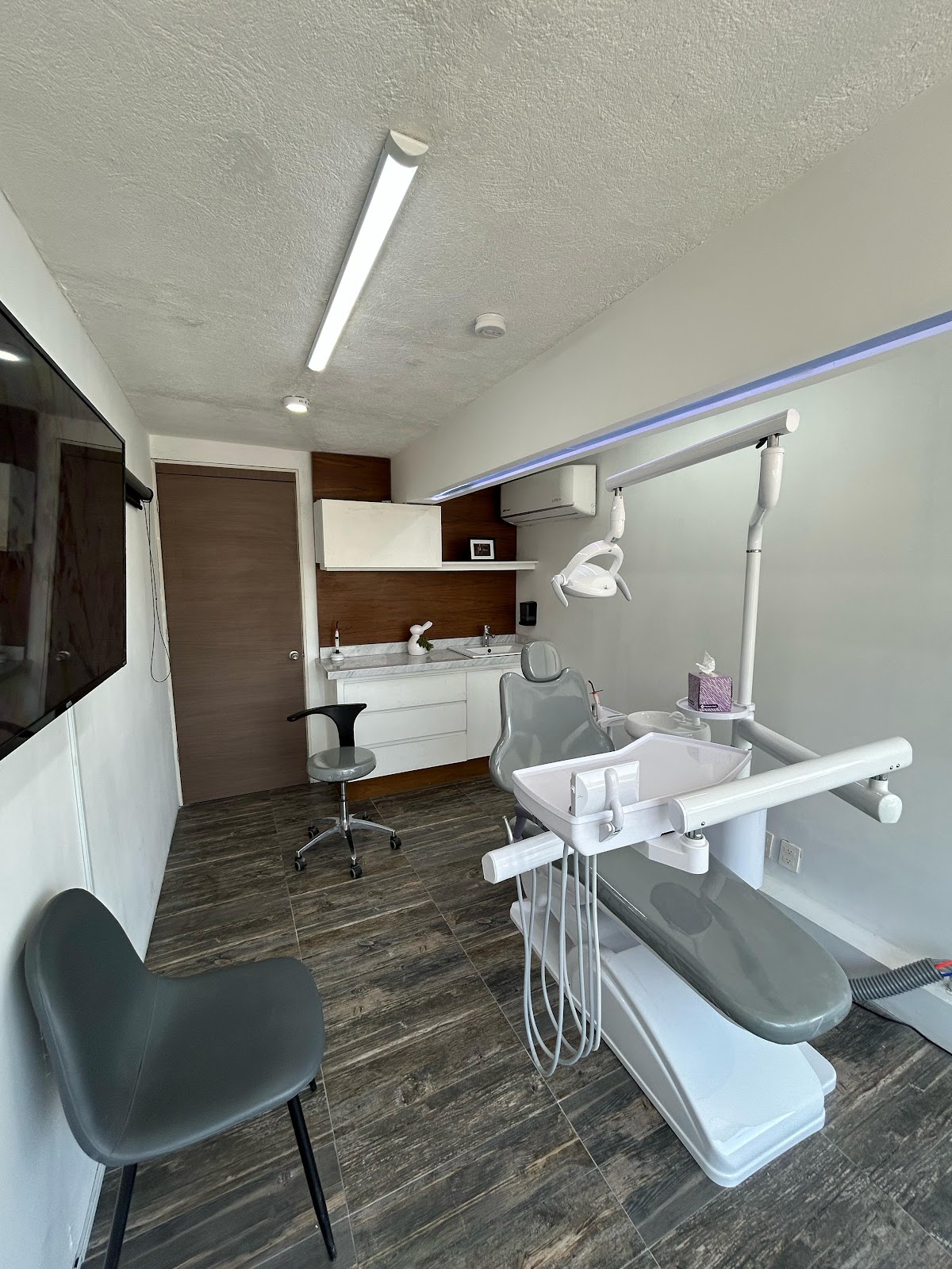 GARONA / Providencia - Periodoncia e Implantología / Odontología Digital — foto 2