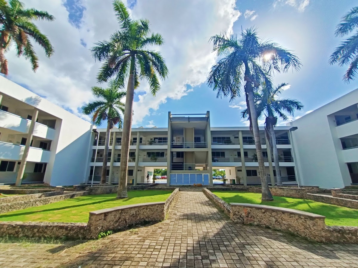 Universidad Modelo