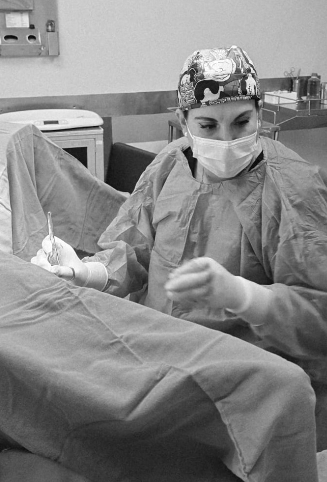 Dra. Stephanie Rios Mena - Ginecología y obstetricia