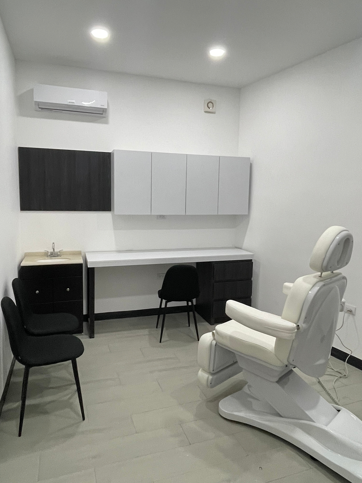 Dermologist - Dermatólogos Cumbres — foto 4