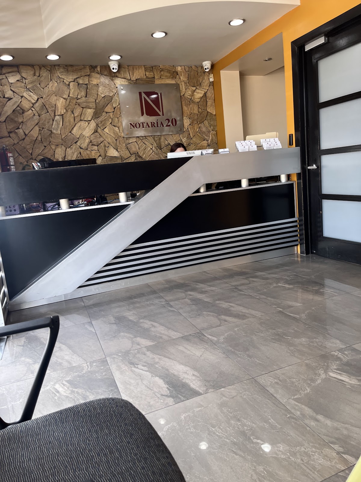 Notaría 20 — foto 4