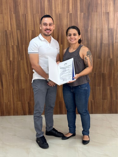 Laura Ceballos Brito, Dentista - Odontólogo — foto 2