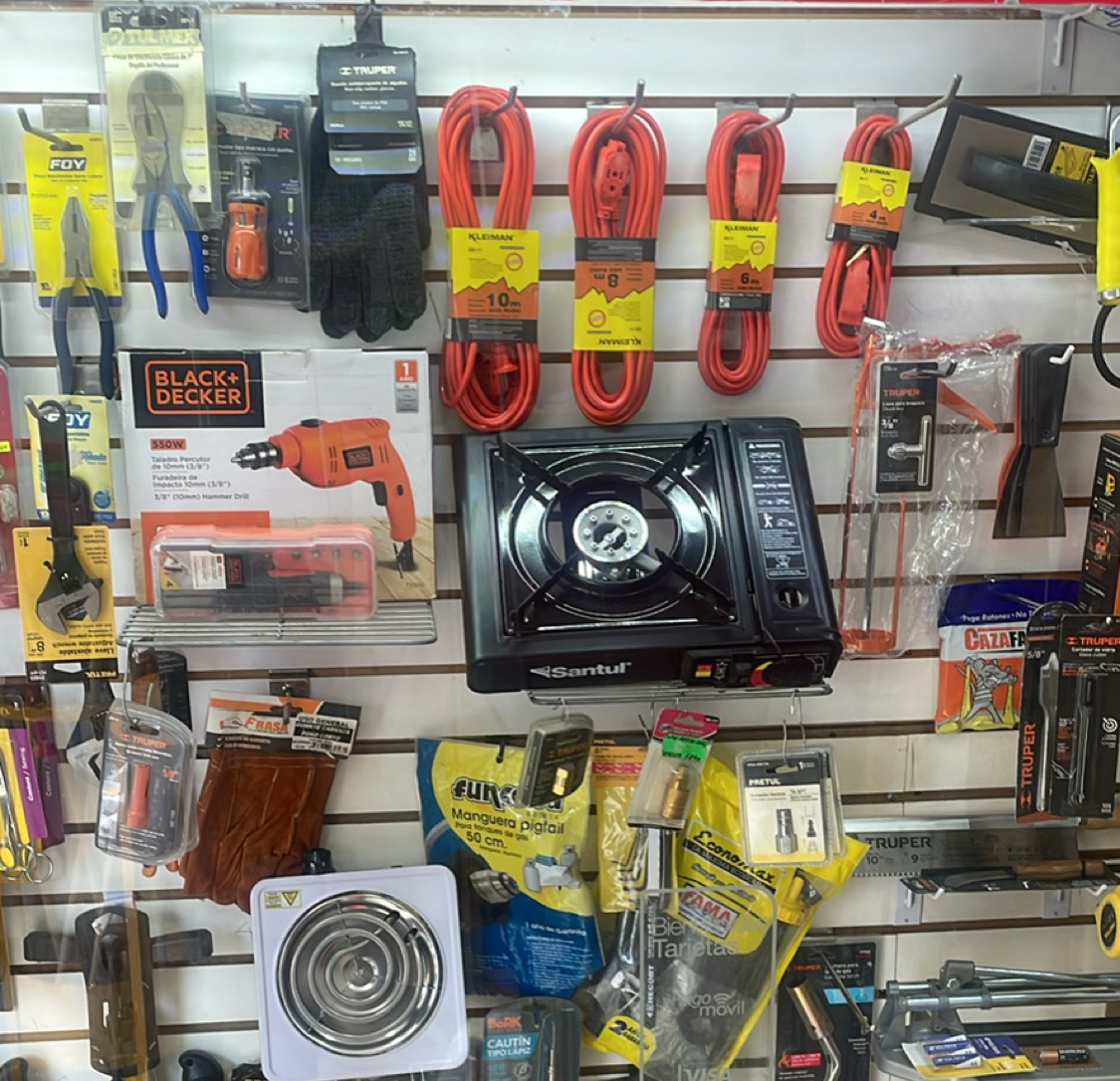 Ferreteria y Tlapaleria Roma — foto 2