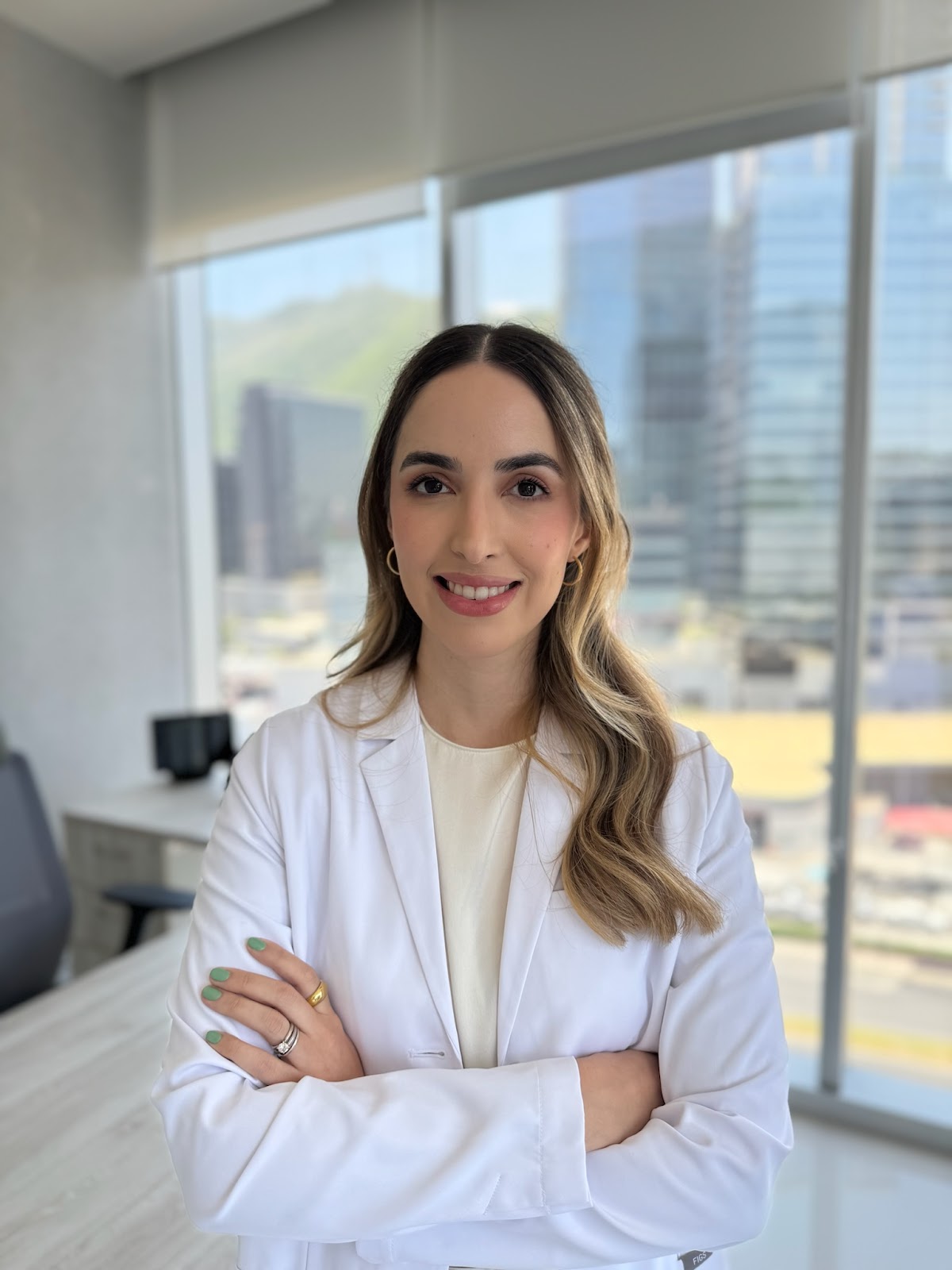 Dra. Itzel Suárez Peña - Ginecología y Obstetricia — foto 2
