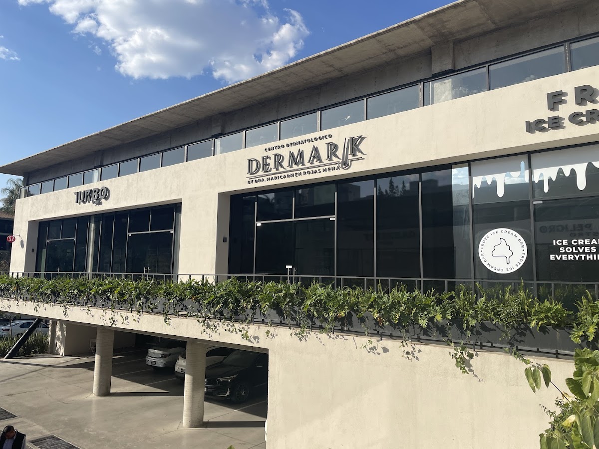Centro Dermatológico Dermarik by Dra. Maricarmen Rojas Mena — foto 2