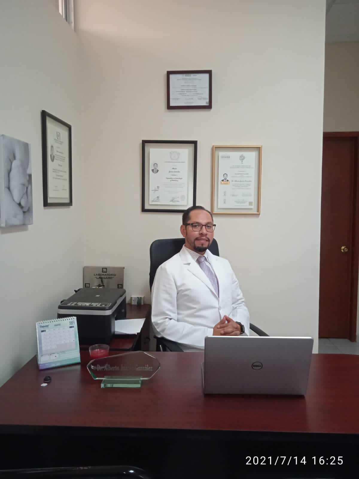 ginecologo y obstetra Dr. Alberto Juàrez — foto 4
