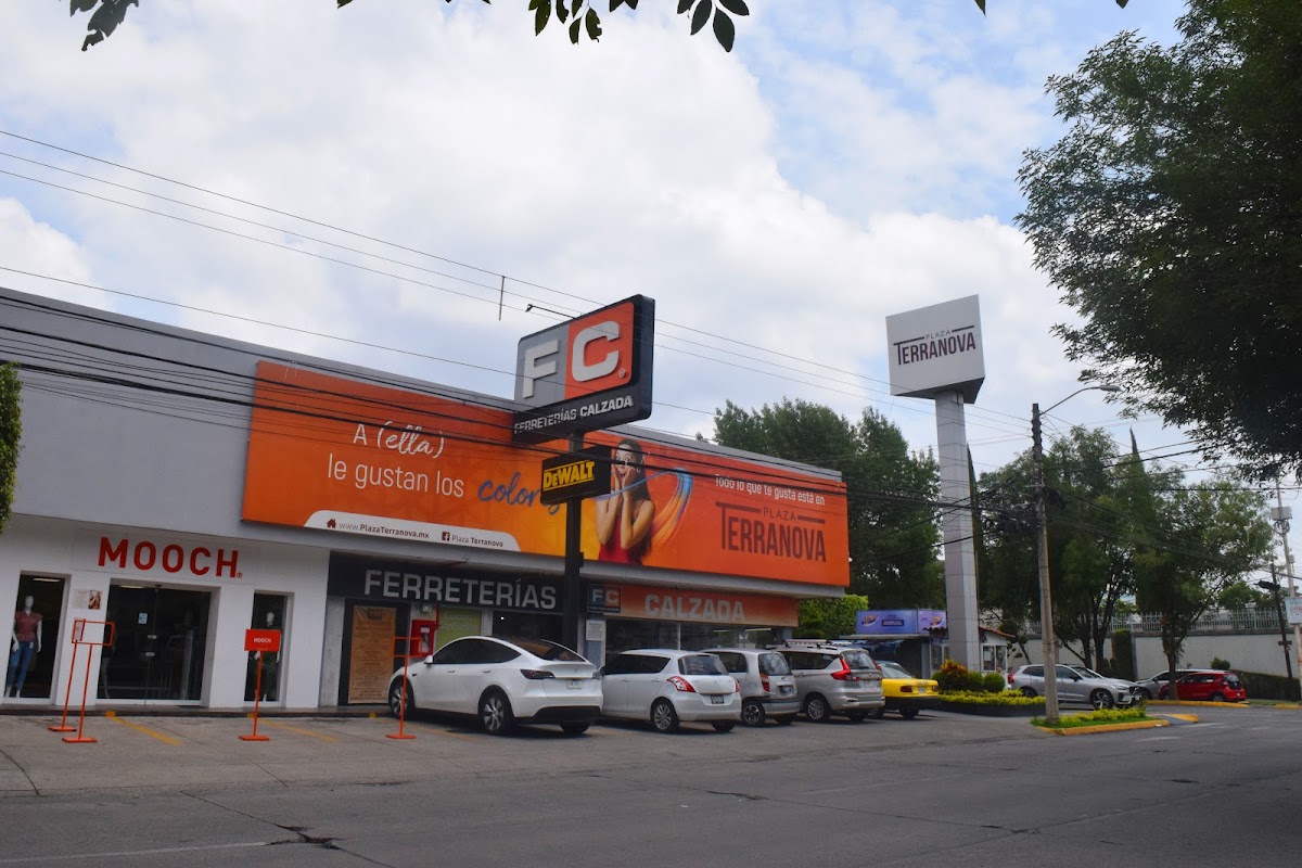 Ferreterías Calzada Suc.20, Providencia