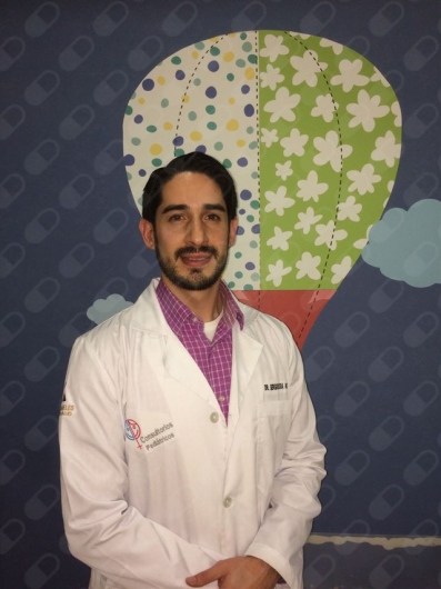 Dr. Igor López Carrera, Dermatólogo pediátrico — foto 4