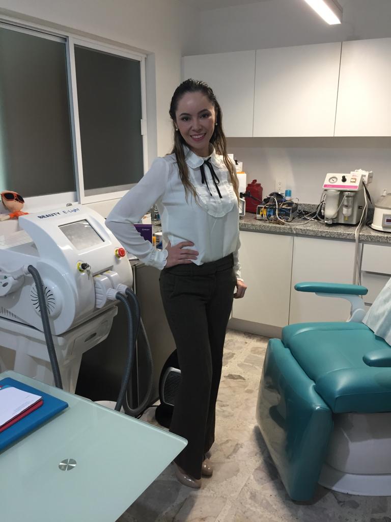 Dra. Yadira Minerva Martínez Ortiz, Dermatólogo — foto 3