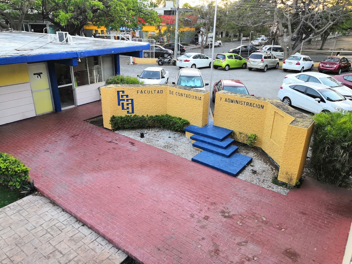 Facultad de Contaduría y Administración — foto 3