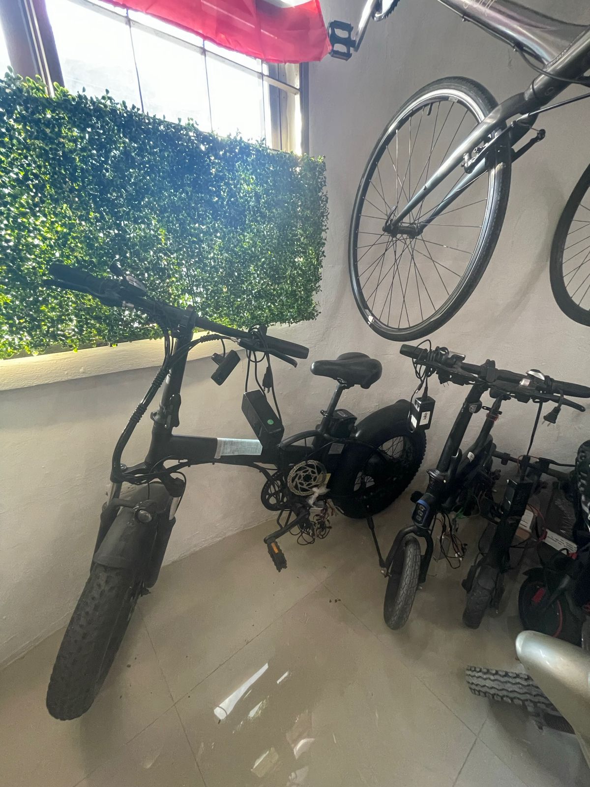 Electric Squad -Taller de Scooter, patines y bicis eléctricas I by Bicycle Club… — foto 2