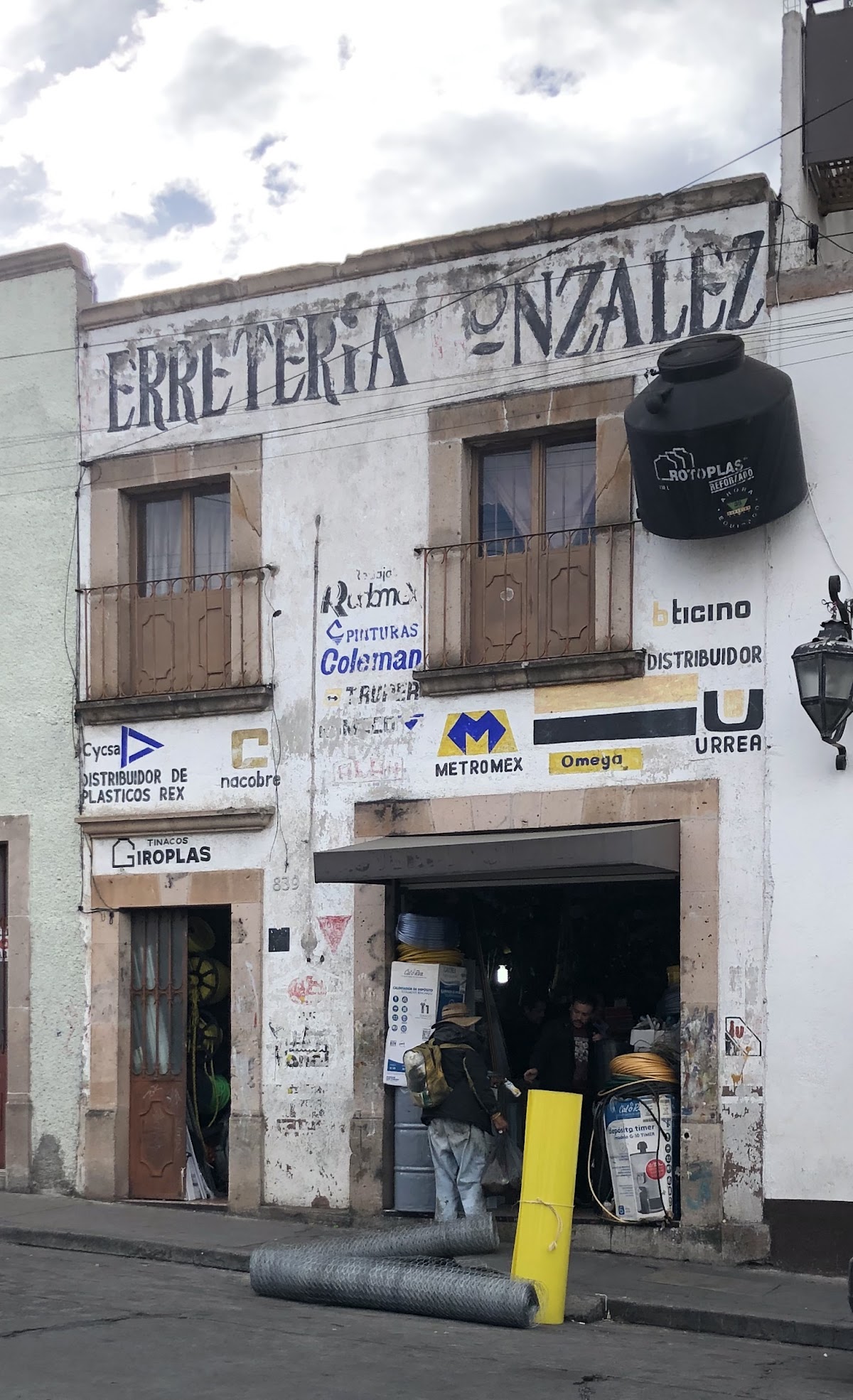Ferreteria Gonzalez — foto 2
