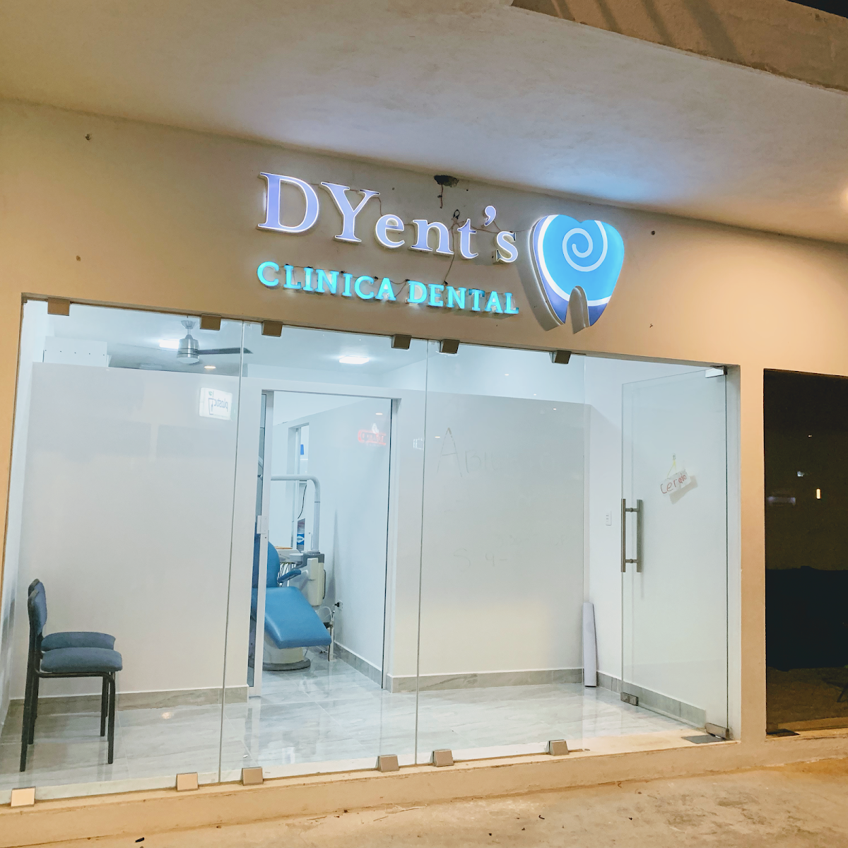 DYent’s Clínica Dental — foto 4