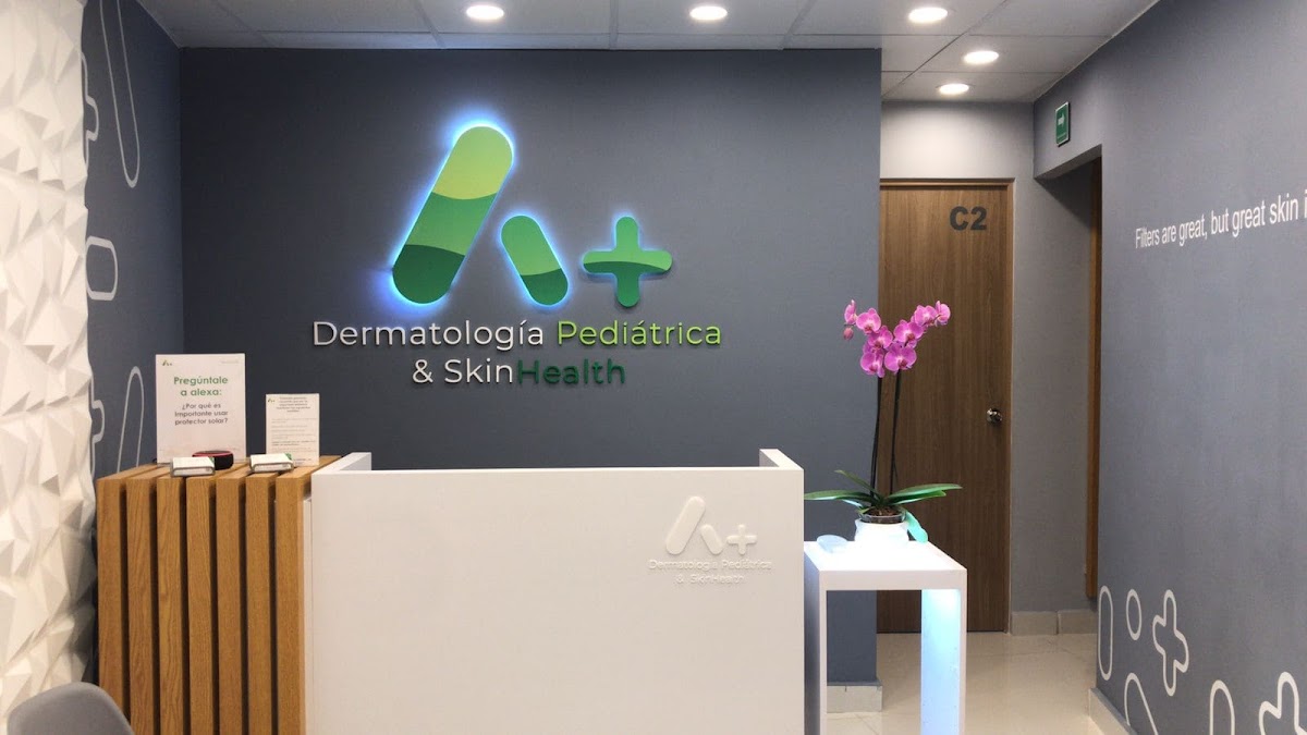 Dr. Jorge Alejandro López Gamboa Dermatólogo pediatra
