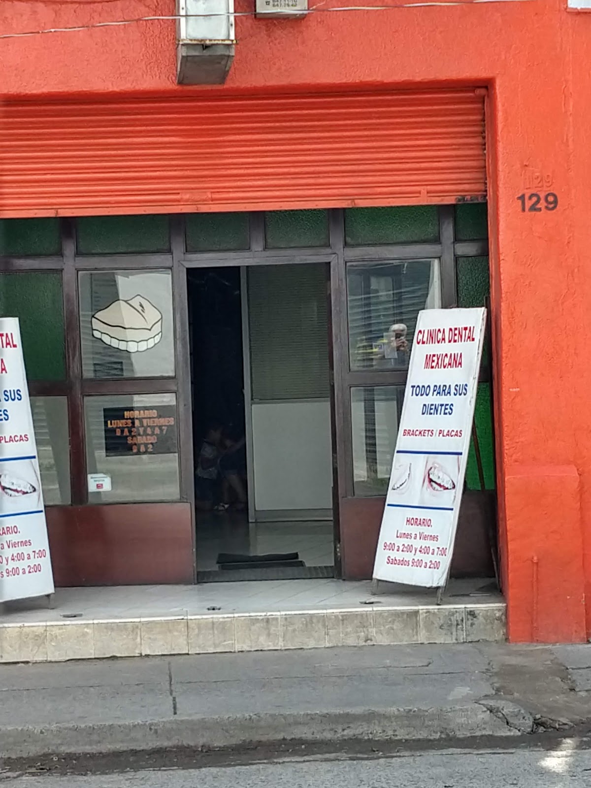 CLINICA DENTAL MEXICANA — foto 2