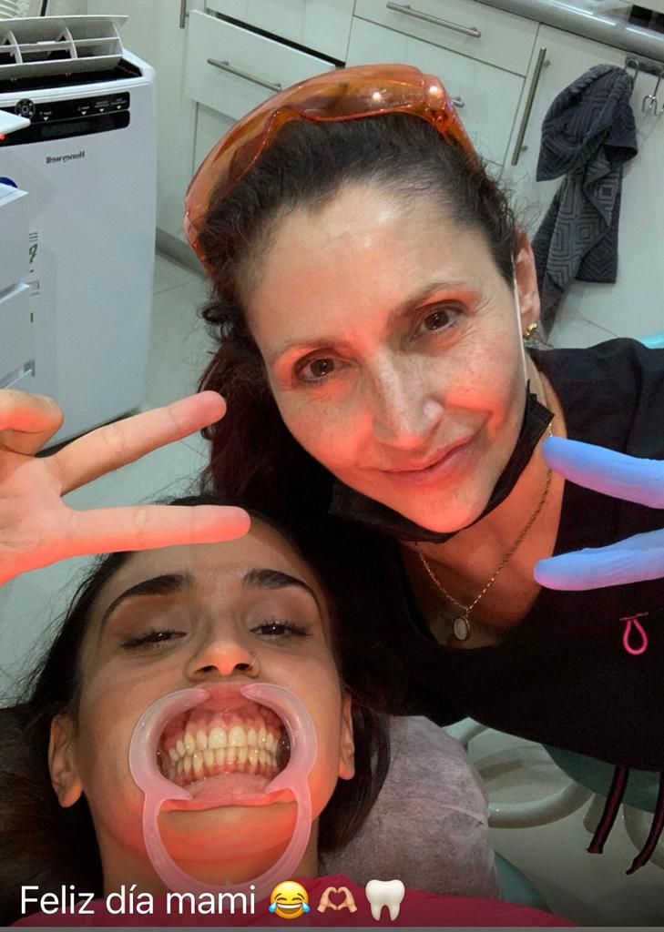Clinica Hialtox Dental, DRA PATRICIA MOTTO — foto 3