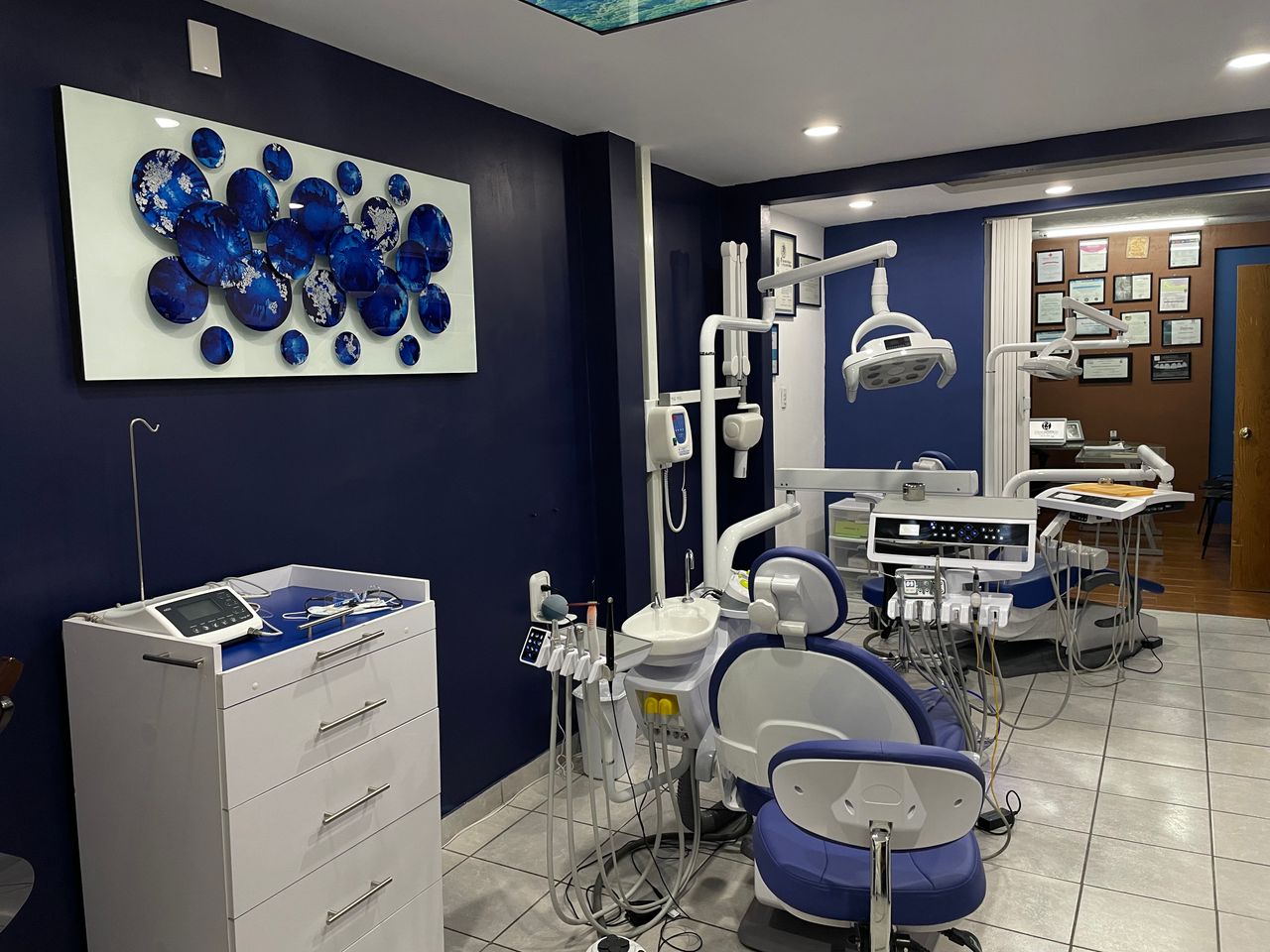 Clinica Dental Dr. Bernardo Moreno & Co.