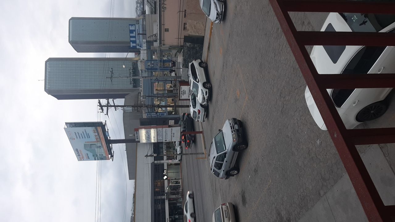 Centro Comercial Corona local 8 — foto 3